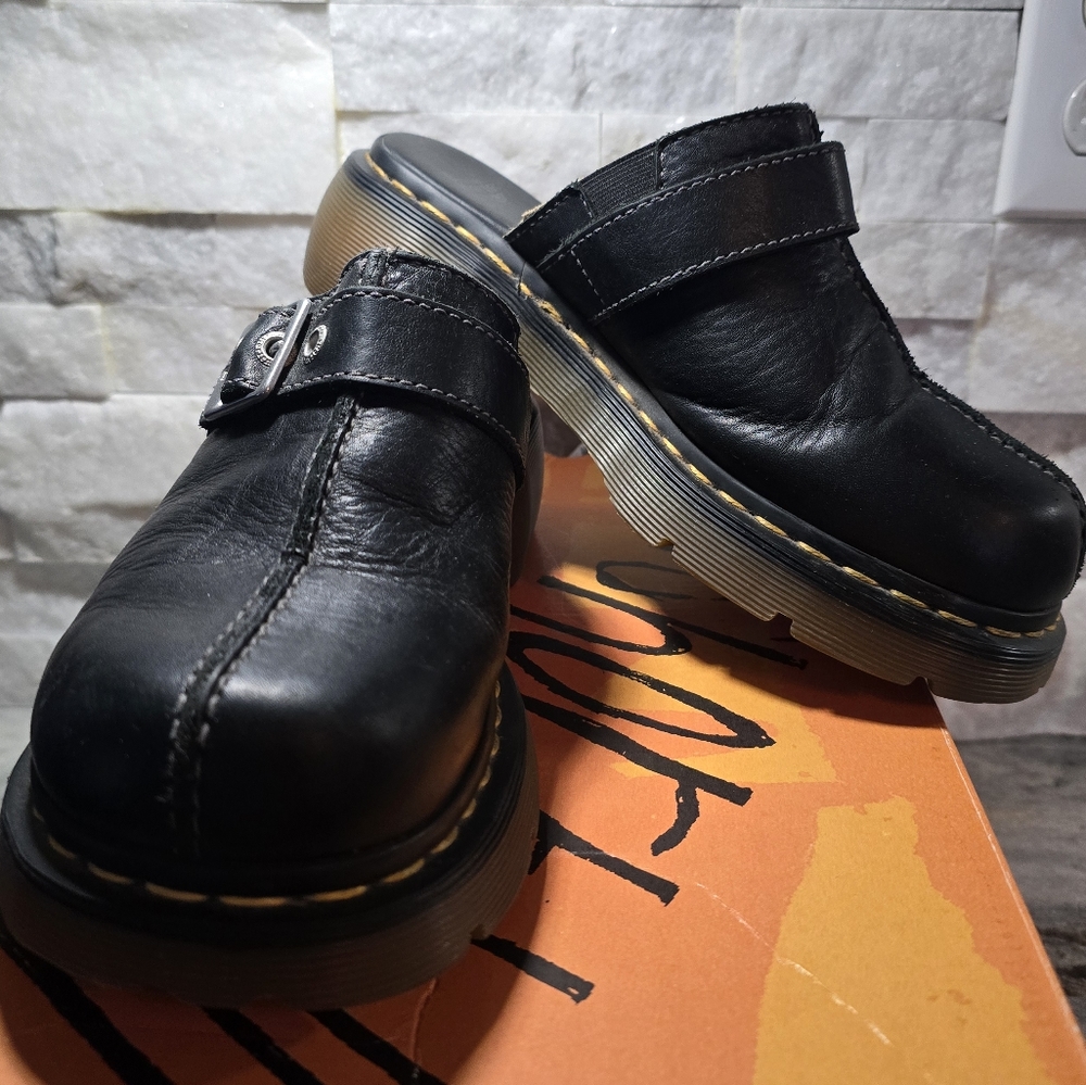 Dr. Martens Club Clog, black leather, UK 5